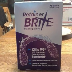 Retainer Brite Dental appliance cleaner